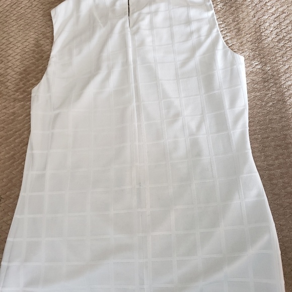 SALE!! Calvin Klein checkered print sleeveless top - Picture 4 of 6